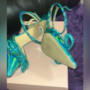 Mack&Mack WORN once. Come with dust bag and box. Very good condition